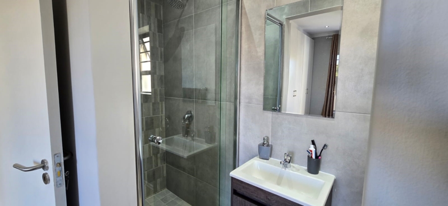 To Let 3 Bedroom Property for Rent in Vredekloof Western Cape